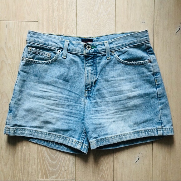 Vintage Tommy Jeans Light Wash Carpenter Shorts Size 7 - Picture 2 of 13